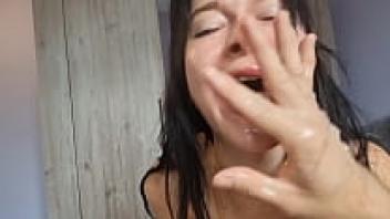 [PUKE version] Young, slender Sweetie Plum's anal and poop training, including rough, one-on-one anal pounding and saliva vomiting